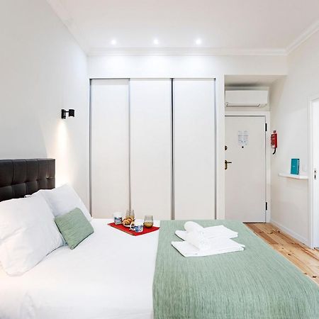 150 Rivoli Apartments By Lovelystay Порто Екстериор снимка