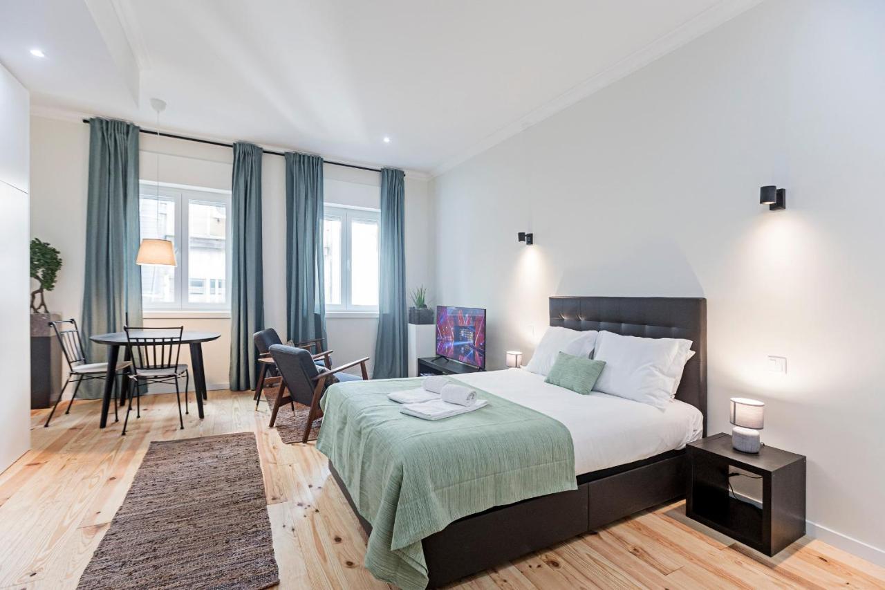 150 Rivoli Apartments By Lovelystay Порто Екстериор снимка