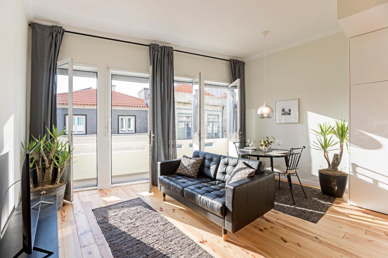 150 Rivoli Apartments By Lovelystay Порто Екстериор снимка