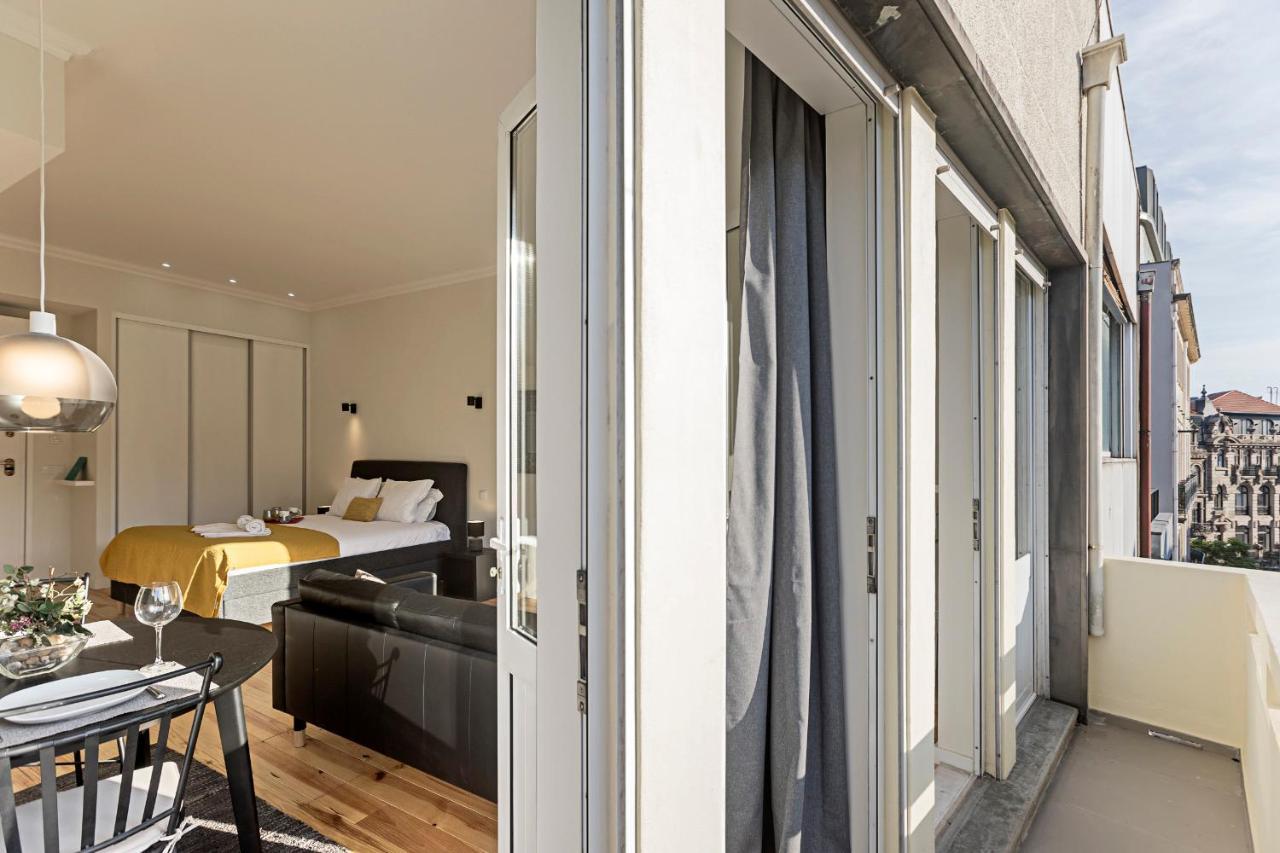 150 Rivoli Apartments By Lovelystay Порто Екстериор снимка