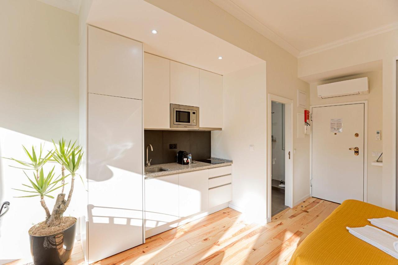150 Rivoli Apartments By Lovelystay Порто Екстериор снимка